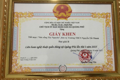 Thầy cô giáo Trường THCS Nguyễn Tất Thành tham gia Liên hoan nghệ thuật quần chúng xã Quảng Phú lần thứ I năm 2025